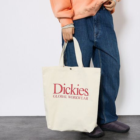 [^ԁF04509854051]JWAX^CグĂASvg2WAYV_[obOƑeʃg[gobOoꁞDETAILDickies̑㖼ł郏[Npcu874vB́u874vƓlA|GXeƃRbgaA|GXeƃRbg̗ǂƂT/CLoXfނgpAWAYV_[obOBBe[WCNŃN[Ȉۂ̃SvgVvȍ̃V_[obO͒ʋΒʊw₿ƂoAATuobOƂĂ劈􂷂邱ƊԈႢȂBA4t@CGyX[\ŏ[ɕ֗ȓ|PbgĂ܂BJ̓}OlbgdlŊJߊȒPBו̔яohƂɂZyďvAĂN[jO₷̂ŁAp܂B܂AWF_[XłĝŁAFႢłFBp[gi[Ƃ̃NR[fACeƂĂĂXXB؂Ȑlւ̃v[gƂĂœKłB2wayV_[BAG߃R[f35.5 31-40 }`12 荂7.5 V_[58-108肪󂭂̂ŃAEghAV[Ŋ􂷂邱Ƃ͂A]Ԃ⃍[hoCNgʋ΁EʊwV[ł􂵂܂BԂ̃JWAX^C͂As̃AXW[X^Cɂsb^BLC߃R[f̊OACeƂĂ݂₷Aėp̍ꂵACeBRZ߂āAEFXgʒuŃobOƂȂꊴUPBڐʒu邱ƂŁArʂB̓Xj[J[T_łƂƂJWAɎdグ݂āeʃg[gBAG߃R[f42.5 34.5-45 }`12 荂21Ԃ̃JWAX^C͂As̃AXW[X^Cɂsb^BLC߃R[f̊OACeƂĂ݂₷Aėp̍ꂵACeBA4TCYۂ܂Bx[VbNȂFWJȂ̂ō킹ACeI΂g܂B̓Xj[J[T_łƂƂJWAɎdグ݂āEA4Ήi22~31cm)FZEzi10~20cmjFZEybg{gi500mljFZEybg{gci500mljFZyDickies/fBbL[Yz1918NC.N.WilliamsonE.E.DickieA݂Williamson-Dickie Manufacturing company̑OgƂȂЂݗB4N1922NɌ݂̎ЖɉgBOIɘJ҂̃j[Yɉ邽߂̐s͂fꂽi̓AJSyɍLZĂBI[ZeBbNȃX^CƗDꂽ@\̗B[NEGA[ւ̃j[Y𐻕iɓew͂́A݂ɂ󂯌pĂ܂B݂ɂẮA[N}[Pbĝ݂Ȃ炸JWA}[PbgłEIɂ݂̑mĂĂ܂B