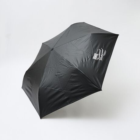 [^ԁF00503060009]ubNi\j~Jij̃f́A99.9̎OՕiUVJbg䗦jŁAO甧ڂ܂BPƂĂ͂AJPƂĂgpłD́B172g(P܍)ƏɎĂɂȂȂdłȂAJ[{EA~jE2ނ̑fނgݍ킹̗p邱ƂōxĂ܂B[J[iԁFA251SLGGO0335CMyTraditional Weatherwear / gfBVi EFU[EFAz1974NɃSR[gX^[gp}bLgbVЂ̃uhŁA݂̓AE^[EFA𒆐SɁAp̓`ƍ̋CRNV[XĂ܂B