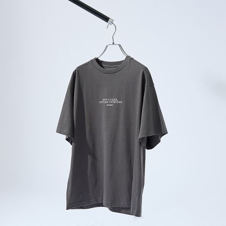 [^ԁF00500021009]yfށzRbg100̃RpNgR[}gpBї̏ȂȂ߂炩ȂSnŁAJWAX^C͂LCڂȃX^COɂ܂ByfUCzx[VbNňŜTCYłBtgɂ́u났EɂbNXvӖtX̃bZ[WTVcByR[fBl[gzS͂CȂ@ȃtHgȂ̂ŁALCڃX^CƑQBWPbgȂǂ̃Ci[ƂĎg₷łBzCg fFH185 B88 W74 H91 pTCYF48