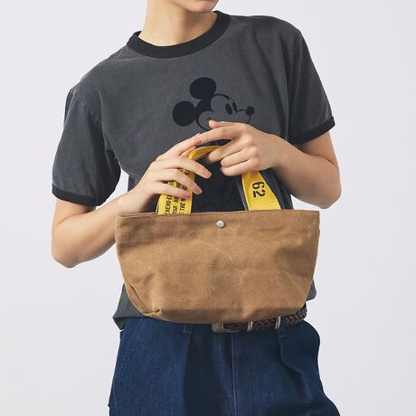 [^ԁF04510054303]ԂŊOo̍ۂɃX}[gtHAzAނȂǍŏ̉ו[鏬^ŃVvȃtF[hJ[̃Rbgg[gobO/FADE CANVAS DRIVE TOTEȂȂǎ̓͂ꏊɒuĂ ɕ֗Ŏo₷傫߂ȍɂȂĂ܂Bfނ16oz̃RbgLoXGCWOHngpĂ܂Bnhɂ̓Rbg^b`iANj̕Le[v\ŔzFɂXeVvg{ĂfUC|CgƂĂyWEEKEND(ER)&CO./EB[NG_[zgqgERgEmʂĐEɊL悤h𗝔OɌfƂŁA̒̃AEghAuhƂāAEB[NG_[𗧂グ܂BpIȃACe^E[XՂfUC܂ŁALfUC̃ACeWJĂ܂B