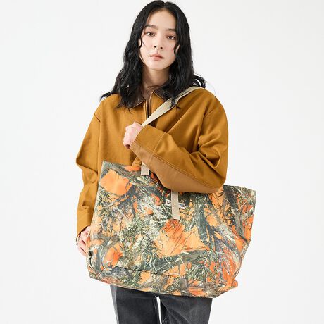 [^ԁF04509854330]fC[珬s܂ŕLgTCYLvȂǂ̃c[RlߍŎԂɃhJbςݍރC[W̃rbOTCYg[gobOV_[R͎莝pƌ|p蕽ƋẍقȂj[YɑΉłg[ǵAׂẲו^ׂ傫ȃobOȂ̂ŏT̂oɍœKłByizEB_lXGNXyGX̃[eBeB[obNL̃}`ڈȏ̎[͂𔭊܂B܂A[Ă܂Ƃ߃obNCobNƂĊpł܂ByTCYzF37cm@F42m@}`F20cmydʁz240gWILDERNESS EXPERIENCEiEB_lXGNXyGXj1973NɃAJEJtHjABɂđnƂAEghAMA[J[uWILDERNESS EXPERIENCEiEB_lXGNXyGXjvBgȓ̌hӖuhɂӂ킵v_NgQ͌50NォAEghApi|{̘V܃[J[ɂĐĂAx̍^tȃACeւƏ؂Ă܂BȃEB_lX獡̓^E[XŎg₷V_[obOЉB{