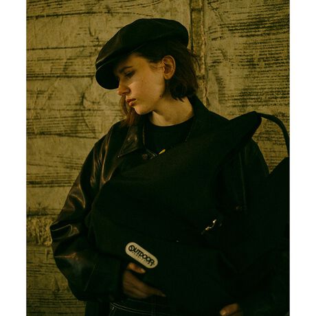 [^ԁF04510054405]yOUTDOOR PRODUCTSz^E[Xő劈ȃV_[g[goI|莝܂Ŗ\fUCg[gBA4TCYۂו܂BjZbNXŎgfUCȂ̂ŁAJbvFBƂ̃VFA߂łByPOINTzEyʂ\tgŔG̗ǂRbgCNȑfނ̗pʂł͂ȂSL{[õVGbgEʂɂZIPt̃|Pbgꂵ|CgEX^CÕANZgɂQłBJ[Ԃ̃ubNAO[@ANZgŃbhAVo[Ă܂Big₨o͂AsAEghAAʋ΁Eʊwɂg܂BVvȃfUCȂ̂ŁAJWASʂɂ͂A[NX^CXg[gnt@bVȂǕL킹܂BjZbNXŎgpł̂ŁAv[gEMtgɂ߁IyOUTDOOR PRODUCTS / AEghAv_Ncz1973NAAJC݃T[XɂăAgV[Z킪nƂAEghAuhB݂ł̓obOɉAJWAEFAAA_[EFAAV[YAvAXe[Vi[Ȃǂ̓pi𕝍LWJ郉CtX^CuhƂāAE60JȏňĂ܂B