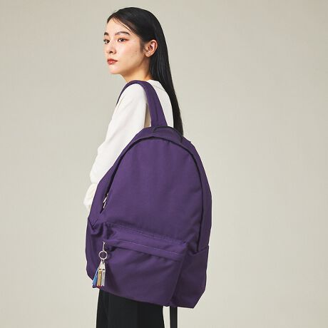 [^ԁF04519854000]eʂŋ@\ɗDꂽbig daypackBsAEghAɍœKȃobNpbNłB傫ȃCRp[ggƕ̃|PbgŁAו̕ނ␮₷ȂĂ܂BɁAwʂɂ̓NbV̂pbhAԂ̎gpłKɔw܂BV_[1{ŎƂłA{fBobÕX^CƂĂgł܂BWbp[͓ɃANZX鎖ł̂ŃobO~낷Ȃו̏oꂪłAƂĂ֗BvȑfނƂƂDŁA鑊_ƂĒp܂Bcheek̃fCpbN̓JtȐF`CXBqLeɂ̓|CgɂȂ7̃qLe1ɂȂJtȃ`[Ă܂B`[͎O\ȃJriŃZbgĂ܂BȂ̑؂ȗ̂ɂȂbig daypackBdוyX^ׂ@\ƃfUC˔Ă܂BꂩKlXȏꏊŁAvo邨`ĂBeʂdʂ̏𒴂Ȃ悤ӂByfށEFɂāzْfɂĖ͗l̔zuʐ^ƈقȂ鏤i܂Bi摜Ǝł̓j^[yщ摜\̊֌WőFɈႢ܂̂ŗ\߂Bv̐n͌oN򉻂܂BߏȖCAԂłgp܂Ƒ̈ߗނւ̐FڂAFꍇ܂Bycheek / `[NzɃ`[N̂悤ȑN₩Ń|WeBuȃGlM[BJ[pbgg悤ȃJtȃfUCŖ̂ƂuԂʂȂ̂ɁBcheek ̏iɂ͊ɔzčꂽfނgpĂ܂BEGRSiiGlobal Recycle Standardjꂽpybg{gĎă|GXe@ێƂčĐngpBVg킸̂ƂĊp鎖ւ̔zƊCmvX`bNS~̍팸ɂȂ܂BECPSCKiiҐiSψjSKiNAt[̍vngpĂ܂BpȂǂ̗RnJȂǂɂĉ͐CmAɂ͐ԌnƂƂɐHƂĐlԂɎ荞܂~ςĂ܂Bt[̏igp鎖ɂyECmĺEւׂ̕y␶ԌnȂlɗLQւ̎g݂Ă܂BTCNnSNAfނgpA\Ȗ邭Dׂ̈̕ڎwĂ܂B