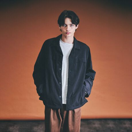 [^ԁF00510010010]yfށz _炩炩ȃ^b`̃iCx[XfށB bV[AeœƓ̂̕銄@̑fނłB KxȌ򊴂Ƒfނ̋N邽߁A݊̂鐶nłB  yfUCz [YVGbg̃VcAE^[B h}X[u̗pƂ݌vB wʂɂ̓^bNƃ_[cgݍ킹fBe[ŁAS̓Iɖĉ݂VGbgB ɂ̓Xibv{^݂AVGbgωy߂܂B V[|PbgVR{^Ȃǂg~j}ɗƂ񂾉IȃACeB  yTCYz oTbƐD̂ɓKI[o[TCYtBbgB ₩ȃh}X[uƁAI݂ȃp^[Ŋۂ݂̂VGbgłB  yR[fBl[gz fނ̃pc(iԁF00510059010)Ƃ̃ZbgAbvX^CXXB TXEFbgAVc̏Ȃǃtɂg܂B pc̓^ɗ]T̂郏ChVGbge[p[hVGbgƍ킹ƃoX̂Ƃ₷ACełB  Be摜́A̓ŐFقȂČꍇ܂Bi̐F͑fޏڍ׉摜QƂBx[W fFH183 B83 W69 H90 pTCYF48ubN fFH183 B83 W69 H90 pTCYF48