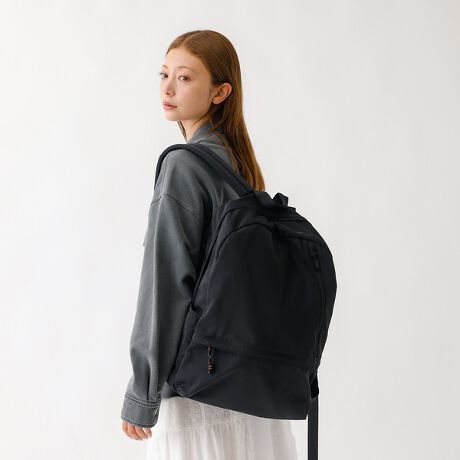 [^ԁF04510054801]uhOZ[11|PbgbN̎ވႢo[WłB}bgȃiCfނ̗pA藎ɂĂ܂Bڂ̓VvłA11̃|PbgAgՂlC̃fUCłBV_[ɂ̓uhACR̃JritĂ܂ByUNIVERSAL OVERALL/jo[TI[o[I[ z1924NɑnƂAJAVJS̃[NEFAuhłAjo[TI[o[I[Bn[hŃ[YiuȃACeAق1I߂ɓnSĒǋA݂łȂA[NEGAƂāÃ[J[ɎxĂBłAԂ̃Rbg̃[NpcJo[I[AVbvR[ǵAÂǂAJ̃[NEFAD{̃t@Ă郍OZ[ACełB܂Aނ̓^tȃ[NEGAǋĂŁA蒅pɑ΂đϋvȃ|GXeã`mfނ肢Ã[J[瑽̎x𓾂ĂT/C`mpćA݂ł̓[Nt@bVvf̕K{łԑfނƂđ̕ɎxĂB