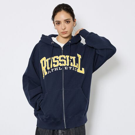 [^ԁF04510020006]90ÑWbvAbvt[fB[̋CBn͂Ƃ100̑fނgpBtg̃S̓AbvPdlŁAVvȂt@bVÂfUCɁfjɍ킹90sCNȃR[fBl[g߂łI킹ACeI΂ȂA񂵗͔Q̃ACełBR[fBl[gJWÃACeƑQfj`mpƍ킹ăVvɒȂAI[o[TCY`CXāA蒅̂I̓Xj[J[߂łB߂̃{gXƍ킹āA`R[fɂI̓̋CɂăWbvJ邱Ƃŕ͋Cς܂BJWAEFAAX|[cV[AAEghA⃋[EFAƂĂ͂AjZbNXŒ񂵂ł閜\ACełByRUSSELL ATHLETIC/bZ AX`bNz1902NAAJAAo}B@ALT_[EVeBŁAxW~EbZɂăX^[gbZB1920N㏉ɐEŎn߂ăXEFbgVč^A1938Nɂ͐Ẽo[vgJBĩ݂AJEo[vǧ^ǰA̋ZpgđSẴXN[AJbW̃jtH[AeZ̃ubNXgAɊwZ̖OASXEFbgVc𕁋yB1980`90Nɂ̓AJ̃vX|[ciNFLEMLBjȂǂƃTvC[_сAbŹuRv}[NiC[OERjSĂɍtBO[ fFH170 B86 W61 H90 pTCYFLlCr[ fFH170 B86 W61 H90 pTCYFL