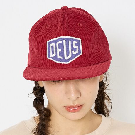 [^ԁF04510074500]NVbNȃfUCƑN₩ȃJ[ÓuDEUSvSLbvBtgɂ͗̊̂hJS{AXg[gX^CJWAR[fɂ҂̃ACełBG߂킸Kɒpł܂ByDeus Ex Machina/fEXGNX}LizeŃ}V[猻ꂽӖfEXEGNXE}LíA2006NɃI[XgAŒa܂BuhƂgɗ܂炸ɁA܂ɃJ`[̂̂ƌuhłBނ̊JIȃ}ChJ`[ւ̏M͐ẼJ`[ӎ̍lX𖣗Ăт܂BPɃnhrg̃JX^oCNp[c̔̂ł͂ȂANGCeBreBƂ̂邽߂ɃX^[g̃uh̓NẃAoCNAT[tBAXP[g{[ĥ݂悤ɌX̃}[PbgƂđ݂ȑÓASẴJ`[xɊyłĂыNĂ܂BȐlŁA}V[yސlXyNgǂȐlł󂯓BׂĂ󂯓邱ƁA{ł邱ƁAMIł邱 ? ̃VvŐȓ|uh𐢊EɌĂ΂̂łBނ͉]ARɉ鎞Ɂuv͂ȂƁBVhj[ɑXܖڂI[vĈȗAނ͓Ǝ̃t[o[𐢊Eɂ炵ĂBVhj[oALAA~mAēɁB