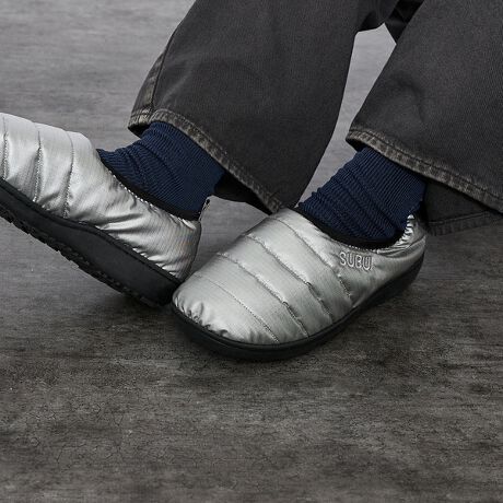 [^ԁF04510055201]gAANeBuɁBtJo[dlŗCubNBXłAEghAłKȁASUBU̐VԁB~ɑfŗT_ƂĐlCW߂ySUBU/XuzAinfuVAMPi@vjvoB]̃Xb|^ɉAƂ𕢂dlŃtBbgƕۉBAEghAV[Xł肵Sn܂BAbp[ɂ͝H{iC̗pAH≘eă^tɎgp\B͋NщHőŜݍ݁A_Ê悤Ȃӂӂ𖡂킦܂B4w\̃C\[ՌzAԕĂɂ݌vB~LvUA^E[X܂ŕL􂷂閜\V[YłBx[VbNŃR[fBl[g₷J[CibvBʏSUBUz[h邽߁A\bNX킹z肵TCYIт߂łBR[fBl[gE_EWPbgt[XX^C̑ɍ킹āA~̃AEghAR[fiグBEChpcXEFbgpcɍ킹΁AIȃbNXX^CɁBE[V[YƂĂĝŁAMtgɂœKBfށEgAbp[FiCiHjnF|GXeiNёfށj\[FSySUBU / XuzuɁAӂƃT_ȂBvȑza{̃uhBgƐSn悳˔~pT_ĂAAEghA^E[X܂ŕLV[ňĂ܂B#SUBU #Xu #VAMP #_ET_ #~pT_ #AEghA #Lv #^E[X #bNXV[Y #hV[Y