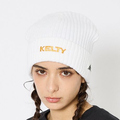 [^ԁF04510078201]AEghA^E[X܂Ŋ􂷂AKELTY̒ԃr[j[ByKELTY / PeBzAuhShJł\jbgLbvoBx[VbNȃu҂݂̃VGbgɁAtg̃ShJ悢ANZgvXBj킸płAAEghAV[͂AfC[X^CɂރfUCłBV[YXŎgANfނ̗pA_炩ԂSnŉKBJ[WJLxŁA[h[uɈĂ\ACełBR[fBl[g_EWPbgt[Xƍ킹ē~̃AEghAX^CɁBXEFbgfj̃JWAR[fɃvXăXg[goB}t[AE^[Ƃ̃J[NŃX^COiグByKELTY / PeBz1952NɃAJEJtHjAŒaAEghAuhBEŏ߂ăobNpbNɊOtt[𓱓ƂŒmAȗuobNpbÑpCIjAvƂĐẼAEghAt@ɈꑱĂ܂BߔNł̓AEghAV[Ɍ炸A^E[X̃EFAObYWJALɎxuhłB#KELTY #PeB #jbgLbv #r[j[ #AEghA #Xg[gX^C #JWAR[f #jZbNX #hJS #ԃACe