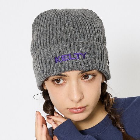 [^ԁF04510078201]AEghA^E[X܂Ŋ􂷂AKELTY̒ԃr[j[ByKELTY / PeBzAuhShJł\jbgLbvoBx[VbNȃu҂݂̃VGbgɁAtg̃ShJ悢ANZgvXBj킸płAAEghAV[͂AfC[X^CɂރfUCłBV[YXŎgANfނ̗pA_炩ԂSnŉKBJ[WJLxŁA[h[uɈĂ\ACełBR[fBl[g_EWPbgt[Xƍ킹ē~̃AEghAX^CɁBXEFbgfj̃JWAR[fɃvXăXg[goB}t[AE^[Ƃ̃J[NŃX^COiグByKELTY / PeBz1952NɃAJEJtHjAŒaAEghAuhBEŏ߂ăobNpbNɊOtt[𓱓ƂŒmAȗuobNpbÑpCIjAvƂĐẼAEghAt@ɈꑱĂ܂BߔNł̓AEghAV[Ɍ炸A^E[X̃EFAObYWJALɎxuhłB#KELTY #PeB #jbgLbv #r[j[ #AEghA #Xg[gX^C #JWAR[f #jZbNX #hJS #ԃACe