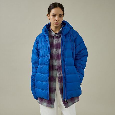 [^ԁF04519830006]yʃpbJuAhEEۉ?gs~AEghAh̗z`tgRpNgɂDnCNXȃt`_bN_EgpCg_EWPbgłB\n͒yʂȃiC^t^gpĂAkΐp̑܂ɃRpNgɎ[\łBgѐɂDAyʂł\ȕۉ𔭊̂ŃfC[Ɏg₷ACOŏH^~܂ł̒Ԃ̒pł܂B R[fBl[gEA[o~j}hFTVc{X`m{Xj[J[ŃVvȂ@\X^CBErWlXJWAFVc{e[p[hpcɏd˂āAʋΎɂX}[gŌyȈۂɁBEEAEghA~bNXFyŃobOɎ[AxωɑΉ₷pIAE^[ƂĊBEX|[eB[FgbNpc{Xj[J[ƍ킹AANeBuȃXg[gX^CƂĂByPYRENEX / slbNXztX̃sl[R̘[TEZx(Saint-Sever)ɂāAт𐶎YЂ 1859 NɑnƂPYRENEX(slbNX)BTEZx̓tHAO̎YnƂĉBł͗LȒnŁAslbNXЂ͑nƓA HpƂďꂽ̖тpA|zc▍Ȃǂ̐Qނ̐Y𑱂Ă܂Bsl[R̘[ƂCۏň_bŃAsbLOꂽ_E͔ɍtBOp[Aۉ̍_E܂܂B1960NɃVtȂǂ̃Lvpi͂߂Ƃ{iIȃApi̐Yn߂slbNX́AOEM [J[ƂėlXȃuhƃ^bOg݁AẪmEnE~ςA1990NォuPYRENEXv̖uhX^[g܂B݂ł͎fUCi[Ƃ̃R{[Vv~ACWJAt@bVV[ӎioĂ܂Bp̒cXSݓXAZNgVbvɃR[i[WJȂǁAtX\_EuhւƑ傫WĂslbNX݂͌łє̔Q̐Y𑱂ĂAEIɂ͒т琻i܂łтĎЍHŐYĂ_Ȇ[J[łB ubN fFH184 W70 H91 pTCYFMJ[L fFH186 B84 W77 H86 pTCYFLu[ fFH170 B86 W61 H90 pTCYFL