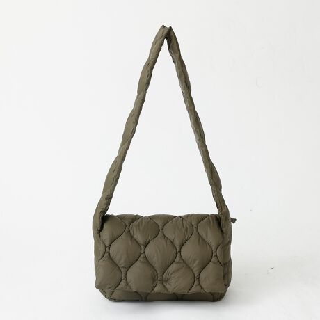 [^ԁF04510054705]yƎpA{[͂ȃbZW[_EobO~hTCỸbZW[_EobOłBiA4TCYAig₷TCYj xiCnɁA800FP̏㎿_Egpw`}LgŎdグyď_炩ȎČ܂BtbvJƏ㕔̓t@Xi[JAɂ̓X}z⏬̎[|PbgtŎpdlƂ܂B΂ߊ|⌨|ɒxǂŁAĝɎRɃtBbg܂BX^C␫ʖ킸L􂷂A@\ƃfUC˔obOłBv[gɂD]łBE_炩̂鍂xngpĂ܂BE800FP̏㎿ȃ_EgpĂ܂BEtbv̓{^gpĂ܂BEJ̓t@Xi[dlłBEƒł̐\łBjpłB_E͓VRȒfނł邽߁AHɔZF̂邱ƂA\ʂɓČꍇ܂B͕sǕił͂܂Bԕiɂ܂Ă͂Ή˂܂̂ŁA炩߂Bi@Fڗӏ܂痼ŏŒƖڗȂȂ܂BjyTAION / ^CIzCi[_EEFAuh TAIONi^CIjBuh̗ŔẢTAIONBCi[_EEFA𐶊ɕKȁAg̉ێhEFAƂڂœWJڎwAiƉl̂hiǏ]܂BubN fFH170 B86 W61 H90 pTCYFF