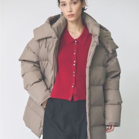 [^ԁF04519830005]PYRENEX\郂fAbvO[h~hOXŃrWlXV[łpł閜\AE^[̃xtH[́AxɐDꂽ|GXẽMoWɃLgXeb`{VvȃfUC̃WPbgłBtg{^͕\ɌȂfUCɂAE\ȃt[hɂ̓t@[tȂƂŃR[fBlCg₷VvȃfUCɂ܂B܂Ad˒ۂɂȂ悤A{l̑̌^ɃtBbg₷TCY͂łBS̓IɃ_Ẽ{[͂}Ă܂ByPYRENEX / slbNXztX̃sl[R̘[TEZx(Saint-Sever)ɂāAт𐶎YЂ 1859 NɑnƂPYRENEX(slbNX)BTEZx̓tHAO̎YnƂĉBł͗LȒnŁAslbNXЂ͑nƓA HpƂďꂽ̖тpA|zc▍Ȃǂ̐Qނ̐Y𑱂Ă܂Bsl[R̘[ƂCۏň_bŃAsbLOꂽ_E͔ɍtBOp[Aۉ̍_E܂܂B1960NɃVtȂǂ̃Lvpi͂߂Ƃ{iIȃApi̐Yn߂slbNX́AOEM [J[ƂėlXȃuhƃ^bOg݁AẪmEnE~ςA1990NォuPYRENEXv̖uhX^[g܂B݂ł͎fUCi[Ƃ̃R{[Vv~ACWJAt@bVV[ӎioĂ܂Bp̒cXSݓXAZNgVbvɃR[i[WJȂǁAtX\_EuhւƑ傫WĂslbNX݂͌łє̔Q̐Y𑱂ĂAEIɂ͒т琻i܂łтĎЍHŐYĂ_Ȇ[J[łB 