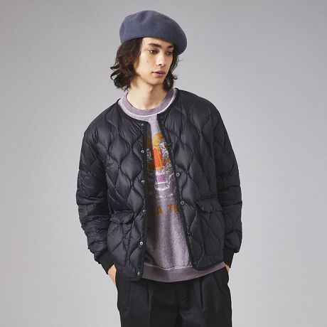 [^ԁF04510030701]hQ_E@~^[m[J[WPbgI[o[TCYVGbgȂ̂ŃCi[߂܂BN[lbNȂ̂Ń}t[Ȃǂ̏킹Ă̂߂܂BeXbǵA悪邱Ƃœ₷ȂA{g̃|PbgɎ₷Ad˒yłdlłB̃u鎖ł蕗̐ihłœKłByXybNzE_ÉAy͂ɗDꂽ800flpȏgpBE_CLgXeb`̗pBEeɁAt@Xi[XbgtĂ܂BE\EɁApb`|PbgtĂ܂BjpTCYłByTAION̉i^CIjƂ́HzuTAIONṽuh̗ŔATAION̉B gNIeB[ɑ΂Ă̈|IRXgptH[}Xɂ鉿l̒ǋ hX[KƂAiō@\ȃCi[_E𕝍LWJĂ܂BFTCY̖LxȃoG[VTAION̓łByMILITARY LINȄiɂāzMILITARY LINE̖͂̒ʂ~^[`[tɂCi[_E葵CłBubN fFH186 B84 W77 H86 pTCYFLJ[L fFH182 B83 W72 H89 pTCYFLZ[WO[ fFH177 B90 W72 H92 pTCYFL