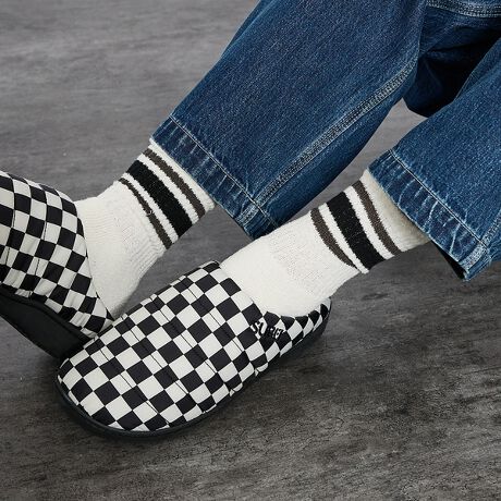 [^ԁF04510078131]jZbNXŊy߂A₳SnƐL[vCB̗ǂhC^b`̃[v[gpC\bNXB[vŖĉ݂鎅24G̋@BŃpC҂݂ɂ邱ƂŁAɃNbV闚SnɂȂĂ܂Bӂ肵SnƃTbƂ^b`ɐVNĂ܂BS͒ߕtȂ悤Aďɂ邱ƂŃSՂɂXgXȂdオɁBɐYI󏭂ȓ{҂݋@gpĂ܂BJɂЂƂЂƂグ1́Aɏ̗SnĂ܂ByYUQRI/NzBgQĂAԂāAJɁB琶܂㎿ŖLȂ̂ẤASn悭ŹB䂭ȂBh\zȂAVoBh܂łɂȂAvVIŐVZp荞񂾂́BBẑAƁA䂭Ȃ\܂ByYUQRI PROTECTION SEz] YUQRI PROTECTION LɓfłB@ۂ̕q\ωAwɂL@\t^gp邱ƂōLĂ܂B̊ł鑦 : 30 bxŁACɂȂL͂߁A10  90ȏオ܂BɍL :LƂ炦OaxAʂ̃AjALȂǂzEL܂BL:AjA|_Amli[̋CɂȂLL܂BDꂽϐ:L@ۂɉwIɌĂ邽߁AnoEȂȂȂ܂B