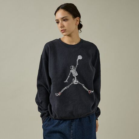 [^ԁF04519820401]ȃI]HŃ[Yh\NуXEFbgBtg̃OtBbN[AӂꒅƂȂĂ܂B悢bNXtBbg̃VGbg͂łBE8IX{fBgpN[lbNXEFbgBEWv}EtCgX[{[XJɃAWOtBbNBE2Hŕ\ʂސFAD킹ɃA^ȂǐNp̃[Yh\܂BEȃI]H{ƂŁAn߂FtF[hĂ܂BEpł_AقǂǎgȂ׊ɗD_bgłB