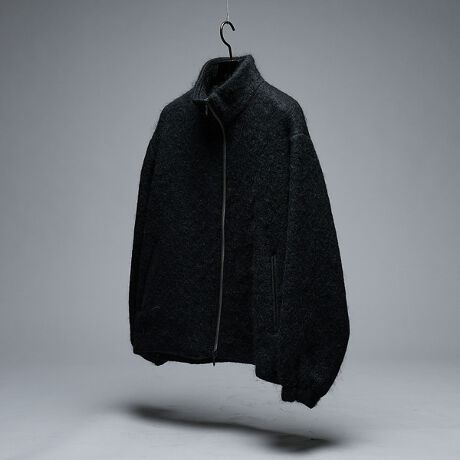 [^ԁF00510030003]yfށzё̒wÃVM[fނgpBv킸G肽ȂtbƂڂ͏H~V[Y𐷂グ܂BE[̎YnABɂč쐬ꂽmȃNIeBByfUCzۂ݂̂{[VGbgƃVM[fނ̃}b`OX^hWPbgBŜ~j}Ɏdグ邱ƂŁAőĂ܂B|Pbgɂ̓tFCNU[pď_炩ȈۂɃnĂ܂B̓SpV[ÕudlŁAVvȂANZgɁBɂ̓Xsh݂邱ƂŁAVGbgɕωt܂ByR[fBl[gz{[̂I[o[TCYȂ̂ŁAChpcȂǃ^ɗ]T̂ACeƍDBCi[ɂ̓jbgXEFbgȂǌ݂̂ACeX[Yɍ킹܂BO[ fFH184 B86 W68 H88 pTCYF48ubN fFH186 B84 W66 H88 pTCYF48