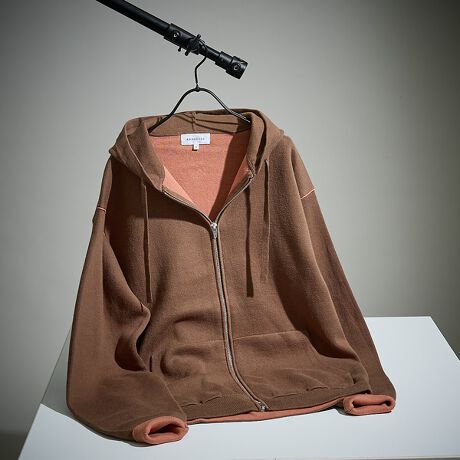 [^ԁF00510043004]nCQ[W҂݂ޏiȕ\ƁAȂꂽJ[OfꒅBbNXSnƃ_uWbvōL钅ȂBHE~Et3V[YŊ􂷂V[YXȎgŃ[h[uɗn݂܂Byfށz14Q[Wŕ҂ݏグRbgx[X̐ڌfށB\ƗŐFڂςIWiJ[łBƂnƃRbg̏_炩Sn̗ǂꒅByfUCz\̔zFLb`[ZIPp[J[BrEe͓ȖDŗF\ɏoANZgɁBfBe[̓NVbNȃXEFbgt[fB[̗pĂ܂B͏݂܂悤Ȋۂ݂̂tHBɌăXgƗi`ȃVGbgłB_uZIP̃tg͊J邱Ɨ̐FoAȂꊴo܂ByR[fBl[gzbNX͋CAꂢڃJWAAghACVGbgȂǍ킹ACeI΂Ȃx[VbNȃTCYݒBDƂĂ͂AAE^[̃Ci[ƂĂBfނ̃N[lbNƍ킹(iԁF00510040004)ATuȒȂ\łBO[W fFH186 B82 W69 H90 pTCYF48_[NlCr[ fFH185 B88 W74 H91 pTCYF48