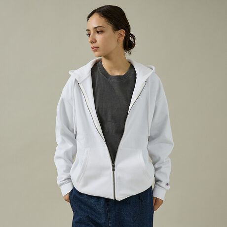 [^ԁF04519820104]\n̓JmRڂŏiȕ\An͏_炩ȃt[XłۉmۂtWbvp[JB1ŌyAE^[oƂĒ̂ŁAH`~̓WPbgɁA^~̓R[gVFWPbg̃~hC[ƂĊ􂵂܂BLk̂fނœ₷AԂ̒pKBVvȂƑ̃uzFANZgɂȂAJWA炫ꂢ߂܂ŕLΉByJEMORGAN LONG JOHNS/WF[C[[KOW[Yz1945NɃyVojABŏȒ̖DHƂĐݗBX^[g̓AEghAp̃Ci[ƂĒpAۓIȃX|[c`[ČR̃Ci[ƂĂ̗p܂B90Nɓƃt@bVACeƂĈʓIɒpAuT[}ƌJEMORGANvƌقǐEIɂ̃uh͐ZĂ܂BۉE LkE G̗ǂȂǍōĩT[}EFAƂčLmA݃pbNTłȂAJJWAx[XƂACe𕝍LWJĂ܂B