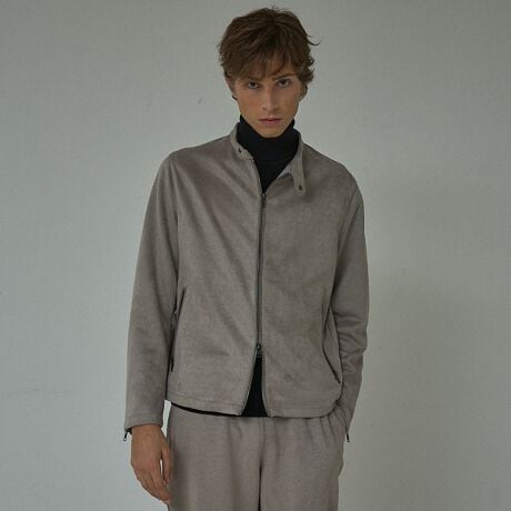 [^ԁF00510030005]yfށzXG[ȟƋNъō̂_{[jbgfށBɏ_炩ȃ^b`ƃXgb`ŒSnQBKxȃn邽߁A`ۂYȌłByfUCzVOC_[X̖fނ̏_炩ŏiɏ؂ꒅB_{[jbgŏ_炩J[fBKoŒpł܂BZIPɂ͑jjbgŖU蕿āA肰ȂANZgɁBZIPeɂ͋ʏoR[hgpfUCɌ݂Ă܂ByR[fBl[gztȃJWAX^COYڂȃX^CO܂ŕL킹ĂꒅłBTVcVc̏ォJ[fBKoŒpł܂BZbgAbvō킹X}[gȃX^CXXBfނ̃WPbgJ[fBK(iԁF00510023005)fނ̃C[W[pc(iԁF00510059005)܂BCgO[ fFH186 B84 W66 H88 pTCYF48ubN fFH186 B84 W66 H88 pTCYF48