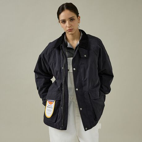 [^ԁF04510030002]x[VbN[NWPbgBfC[ɂAEghAɂΉByDICKIES / fBbL[Yz̒ȃtB[h[NWPbgBvȃcCngpAN̎gpɂς^tȍBVvȃfUCŁAƒƂĂ͂AJWAEFAƂĂ񂵂₷ꒅłBtgɂ̓Xibv{^ƃWbp[̃_udlA|Pbg͑prɎg݌vŋ@\QBtgXibv{^ + Wbp[dlpr|PbgjZbNXŒp\R[fBl[gfjpc`mpƍ킹ă[NJWAɁBXEFbgp[J[Ƃ̃C[hŃXg[ĝ钅ȂɁBH~̃AE^[ƂĊByDICKIES / fBbL[Yz1922NɃAJőnƂ[NEFAuhBiőϋv̂ƒ𒆐SɁAJWAEFAƂĂlCBEňp郏[NuhƂāAVvŋ@\IȃfUCłB#DICKIES #fBbL[Y #[NWPbg #5422-9301 #JWA #Xg[g #jZbNX #cC