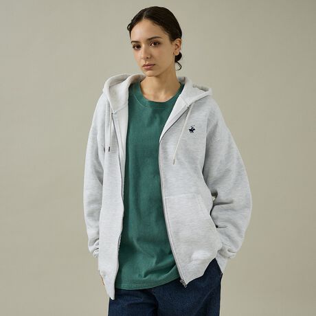 [^ԁF04510030001]g90N̕ÃXg[gɁhgX|[c̍YAуWbvp[J[90ÑJbWX|[cX^CfiƂAуWbvp[J[B̃uhShJ|CgƂȂAVvȂ瑶݊𔭊BсipCjfނ͒ʋCƏ_炩˔ACgȒSnŃV[Y킸􂵂܂BWbvJ΃Ci[̃STVc`łAC[h̊y݂BfjXEFbgpc͂AiCpcWK[ƂQB90s[h܂ƂȂAۂVGbgŃAbvf[gꂽꒅłBX^COoM[fj{[eNXj[J[ŉ90sX^CiCpc{LbvŃX|[cXg[gCi[ɃJbWST킹C[hyBH POLOiro[qY|Nujz1982NAAJEJtHjABro[qYɂĒaB|Ze[}ɁAiX|[eBȃfUCWJBAJJWAXg[g܂ŕLR[fBl[głAEIJWAuhB#BHPolo #ro[qY|Nu #90st@bV #уXEFbg #JbWX^C #X|[c~bNX #Xg[gt@bV #AJW #gX|[c