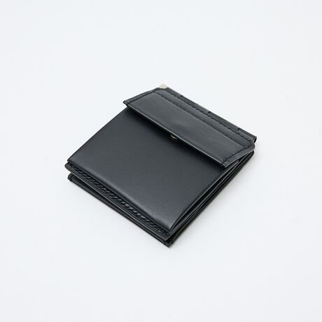 [^ԁF00513060001]yfUCzX^CbVȓɊYA}l[Nbv~jEHbgBVvȃtHɒԃM~bNꂽVѐSfUCŁAv킸Ɏ肽ȂƎ̑݊܂B|Pbgɂ܂RpNgTCYŁAʋ΁ErWlXEx܂ŕLV[ɑΉB㎿U[Ȃł͂̕Al̕ii肰ȂĂ܂BjZbNXdlŃMtgɂœKłByfށEdlzEsmooth cow leatherENbvD݁EJ[hXbg~4Ed؂[~4E}`|Pbg~1Etbvt[~1y[J[iԁzB01LEWL-27LSyED ROBERT JUDSONzED ROBERT JUDSONiGho[gWh\j́AȊwҁuRobert HookevAƁuWhitocomb L JudsonvAēӖu]ˁv̌t|킹Đݏoꂽˋ̐El̖łB̃uh́A̒̕CXs[V󂯁Av킸GꂽȂ悤Ȏd|{ACeʂāAh邱ƂڎwĂ܂BRZvǵuACfBAc[vAߑIŃ~j}ȃfUC̏WJAVvłȂ[Ӗd|łBVvŐꂽfUĆA@\Ɣ˔AǂȃV[ɂ}b`܂BkȃfBe[fނւ̂肪Agl̓ɎRƗn݂ȂAL͂Ă܂B