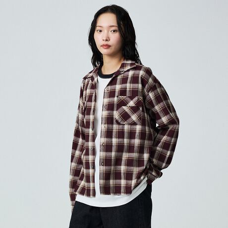 [^ԁF04519810402]CtGT[zƂ̃R{[VACeB50NTOWN CRAFT̃Vcx[XɃAbvf[g܂BTCYAXeb`fBeB[Ȃǈ̍S肪l܂1ɎdオĂ܂Bgh̃I[vJ[iJ݁jfUCŁÂ郊bNXX^Co܂BE̋|Pbgɂ̓tbvtAVvȂ悢ANZgɁBJ[ɂđfނςꂼ̗ǂoVcAfC[ɂKɒpł܂BVcWPbgƂĂĝŁATVc̏ɌyD邾ŃT}ɂȂ܂B~ɂ̓Ci[ƂĂ􂵂܂ByTOWNCRAFT/^ENtgzTOWNCRAFT́A1940N1990Nɂă[lXgÃXgAuhƂċPjAÂǂAJےĂ܂B1990NɁA̗j͖܂ÃA[JCuCXs[V󂯁AVCAbvWJBB́AÒm̑f炵A[wсÃfUC\[XɂKŒSn̂悢m{TOWNCRAFTɃvr[Ă܂B