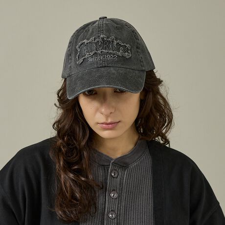 [^ԁF04519874102]@tnŕ\SCpNg LbvB @tn͂ςȂŃtWH Aǂ͋CɁB x[VbNȌ`ɂACpNĝ郍SƂ oXĂByDickies / fBbL[Yz1922NnƂ̃AJ\郏[NEFAuhBϋvE@\˔ACéA[J[݂̂Ȃ炸AXP[^[Xg[gJ`[xW߁A܂␢Eň鑶݂ɁB[NDNApAt@bVV[łffUĆB