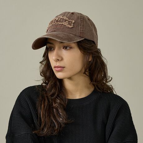 [^ԁF04519874102]@tnŕ\SCpNg LbvB @tn͂ςȂŃtWH Aǂ͋CɁB x[VbNȌ`ɂACpNĝ郍SƂ oXĂByDickies / fBbL[Yz1922NnƂ̃AJ\郏[NEFAuhBϋvE@\˔ACéA[J[݂̂Ȃ炸AXP[^[Xg[gJ`[xW߁A܂␢Eň鑶݂ɁB[NDNApAt@bVV[łffUĆB