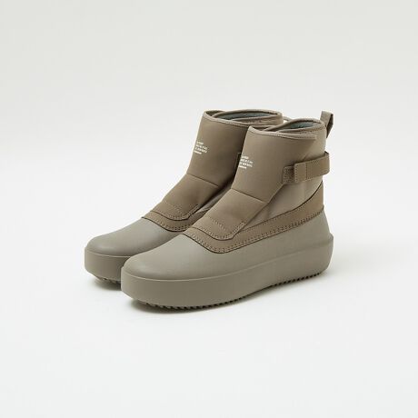 [^ԁF00513062005]głEB^[V[YɊϑ[cɎEB^[V[ỸmEnEfC[[XɎdグꑫBEȒPȃAbp[\ƁAyʂŖĥ闧̐^EVÃ\[gݍ킹dlłBCɕXŗDꂽh𔭊KX@۔zo[𓋍ڂ~j}ȃu[c^CvłB[J[iԁFET013y810s / GCgeXzSYƂ̔WɂhvĂŁA140Nȏ̒̂ȂЂނɌC葱Ă遃MOONSTARi[X^[j烍[`ꂽ810sBuh̗ŔA{ŁuځvӖ8/10 = eight-tenthś̗B~[V[YŌmpV[YȂǂ̃v[XV[Y̐YŔ|mEnEAÂ̂łV[Yɍč\z钍ڂ̃v_NgCłB