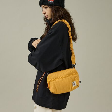 [^ԁF04519854127]}tB̂悤Ȃӂ蒆ȓ̃pfbg}tBV[YBRpNgȂ[͂̂V_[obOBPOINTEV_[͂キƍidlŁAi̋Œ߉\BEʂƔwʂɂ͏[ɕ֗ȃWbv|PbgEɂ̓bṼXbg|PbgByCOBMASTER/Ru}X^[zRu}X^[́A1971NɃCMXŐ܂ꂽAW[uhBuh̃[cł1970ÑCMX̃AEghAV[ɒʂAgȃGbZXRu}X^[Ǝ̃W[X^CāB[RZvgɁuJWAȋ@\vfAW[KɂACeWJĂ܂BRu}X^[1970NɃCMXŐ܂ACOB BEAR̃N}̃}[NňĂAEghAuhłBA~t[tiCfނ́uGEMPACKvn߁AgAEghAKɂhlXȃACeWJĂ܂Bꂩ甼IAłuh̃[c؂ɂA CtX^CɊYlXȃACeWJĂ܂B