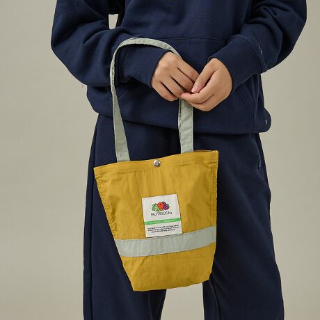 [^ԁF04519854106]FRUIT OF THE LOOM؂̃iCg[gobOɐVFoB{̃J[͍킹₷x[XJ[ɁACANZgɁBz蒠A500ml̃ybg{gcɓ傫BMTCYBH~̐VARMYJ[VoByFRUIT OF THE LOOM/t[c Iu U [zAJEP^bL[Bɖ{nuAA_[EFAEvgpTVcsTOPuhƂĂ̒nʂmĂ160Nȏ̗jEL̃x[VbNAp/A_[EFA[J[BłvgTVc̃{fBA_[EFÃuhƂčLmnĂATVcA_[EFAȊOɂAJ鏤i𕝍LWJĂ܂BgLOOMhƂ́uD@v̈ӖAuD@̌ABvƂӖuhɂ͍߂Ă܂B