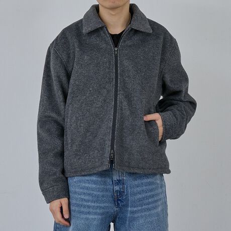 [^ԁF71519530001]yfށzn\ʂїё̒VM[fނgpAӂƂ_炩ƏiȌ𗼗BE[̐nɗn{ƂŕۉA^~܂Ŋ􂷂dオłBGꂽuԂɂ킩銊炩Ȏƃ}bgȃcAX^COɍvX܂ByfUCzNbvh̃RpNgȃ{bNXVGbgA[hȈۂĂVM[u]B킬Ƃ~j}fUCȂAVM[fނ݊ƌ咣܂Btg̓_uWbvdlŁACi[{g鑽ʂȃX^CO\łByR[fBl[gzfj킹ŃJWAɁAXbNX킹łꂢ߂ȃX^CɂByAH ABAHOUSE/G[GC` AonEXzꂢ߂x[XɃ[hEJWAEXg[g̗vfoX悭ꂽAghӂuhB邾ōۂȂX^CĂ܂BV⏤iڍׂ̓uhAJEg`FbNIInstagramF@ah.abahouse_officialTikTokF@ah.abahouse_official`R[O[ fFH177 B89 W67 H87 pTCYF48ubN fFH177 B89 W67 H87 pTCYF48