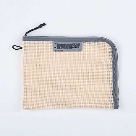 [^ԁF04520078008]PVCŃR[eBOꂽd߂̃bVngpA5TCY̐V^̑prɎgtbg|[`łBt@Xi[LɊĴŏoꂪ₷₷̂֗łBA5TCỸm[g܂yWEEKEND(ER)bEB[NG_[zTyޗVтe[}ɃCtX^CĂWEEKEND(ER)̃VbvłBVfUCAV}eAAVt@NVAV}b`OWEEKEND(ER)͂ƈႤTyނ߂̐VĂ܂B