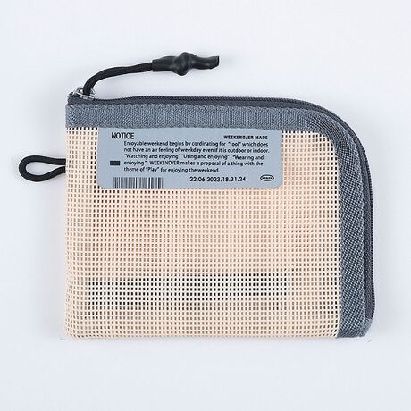 [^ԁF04520078007]PVCŃR[eBOꂽd߂̃bVngp}`P[XłBJ[h⌮AKȂǂčzƂĂgp\łBt@Xi[LɊĴŁAoꂪ₷₷̂֗łBVF̃x[W܂ByWEEKEND(ER)bEB[NG_[zTyޗVтe[}ɃCtX^CĂWEEKEND(ER)̃VbvłBVfUCAV}eAAVt@NVAV}b`OWEEKEND(ER)͂ƈႤTyނ߂̐VĂ܂B