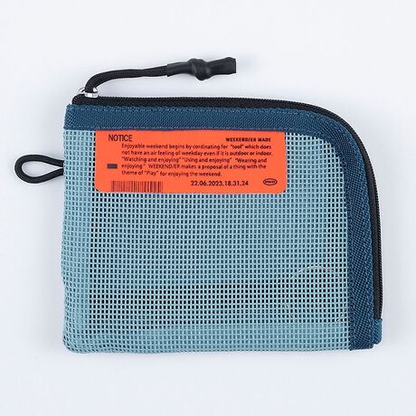 [^ԁF04520078007]PVCŃR[eBOꂽd߂̃bVngp}`P[XłBJ[h⌮AKȂǂčzƂĂgp\łBt@Xi[LɊĴŁAoꂪ₷₷̂֗łBVF̃x[W܂ByWEEKEND(ER)bEB[NG_[zTyޗVтe[}ɃCtX^CĂWEEKEND(ER)̃VbvłBVfUCAV}eAAVt@NVAV}b`OWEEKEND(ER)͂ƈႤTyނ߂̐VĂ܂B