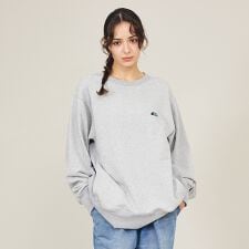 【NANGA /ナンガ】ミニロゴ刺繍スウェット/ユニセックス