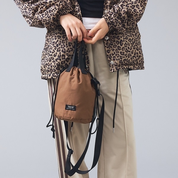 [�}���C]�yTAION/�^�C�I���zNON DOWN MOUNTAIN BUCKET BAG/�A�o�n�E�X�iABAHOUSE�j ���C�g�u���E��