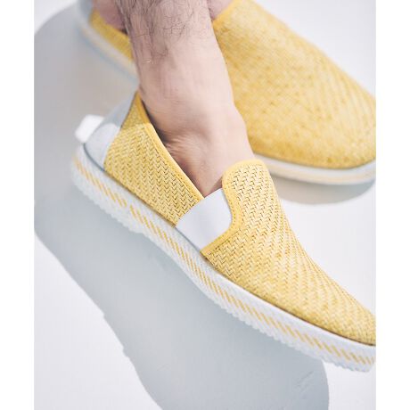 [^ԁF52481502001]yʒ|CgzEAbp[̃bVnAł߂Ŗڂ̋l܂̂ɕύXBEbSAdlɕύXBV[Y͊OςɌʐς𑝂₵AIȈۂɁByfUCzNlCberevereixxjʒV[YBTChSÃfUC茩AƕɃU[̃pb`𓖂Ă邱ƂŃJWA߂ȂAȂꂽۂɁB\[ɂ͕̓e[vAy₩ŒPȂfUCɁByfށzڂ̋l܂̊̂郁bVfށBfނȂ̂ŁAlۂۂoĂ܂By@zZgy\[zo[yberevereixxjzXyC암oVABɂAXj[J[T_̐Y𓾈ӂƂHɂt@Ng[uhBfUCƃRXgptH[}X̍A[bpkẴZNgVbv𒆐SɓWJĂAłlĈuhłByberevereʒzGXeBbN ҂ݍ݃p^[ W[g\[ Xb|܂B(52481502002) TCYɂ EʓIIȃXj[J[ȂǂƔrĂ悻0.5cm`1cm傫Ă܂Bex) i27.0cm𗚂ẮASIZEF42(26.0cm)xƂlBE^Al͂܂̂ŁA܂łQlxɂl܂B