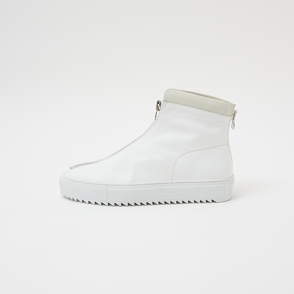 LEON別注】クロコ型押し センタージップ スタッズ スニーカー