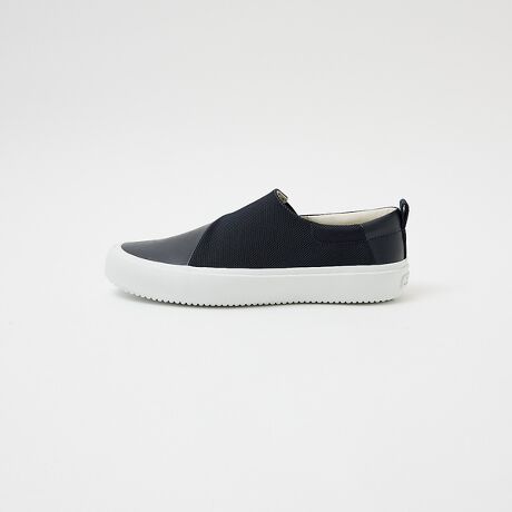 [^ԁF52511006049]yfUCz~j}ȃfUC͗]vȑȂAV[vŐꂽۂ^Ă܂BAbp[ɂ͎΂߂ɓ؂ւɁAvƃiC̈قȂfނgp肰ȂSdlB܂Aʂɂ̓o[e[vtA_ȃ{[oBVvȃR[fBl[gɑƍ̂肰ȂꑫłByfށziȍvƌ򂠂iC̈قȂfނgpBiƉK𗼗Ă܂ByR[fBl[gzChVGbgł^CgVGbgłIԂƂȂ킹₷V[YBXbNXñpcɍ킹ăJWAǁAC[W߁BVvȃWPpX^Cɂ킹l̃fUCB y@zoJiCYh@i摜́A̓p\RȂǂ̉{ɂAۂ̐FƈقȂČꍇ܂B炩߂BTCYɂāEʓIȃXj[J[ƔrĂ悻0.5cm`1cm傫Ă܂BEx.iXj[J[27.0cm𗚂ẮASIZEF42(26.0cm)xƂlBE^Al͂܂̂ŁA܂łQlxɂl܂B