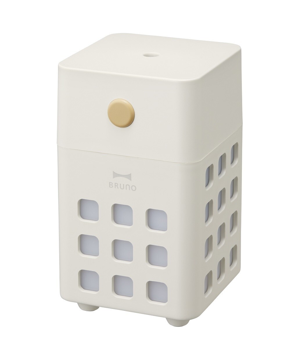 充電式パーソナル加湿器 CUBE MIST | ブルーノ(BRUNO) | 4760419