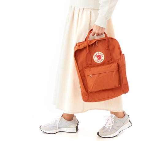 tF[[xKanken (FJALLRAVEN/tF[[x)sEňꑱ郍OZ[bNttF[[x̃ACRłuKankenviJPj1978NAXgbNz̓db`[tɂĒa܂BtF[[x̑nƎ҂qǂ̂߂ɁAvŒČyAwZ̎SobNpbN̂uKankenv̎n܂łBȍ~30Nȏ̃OZ[iƂȂAȂLňĂ܂BuKankenv̓XEF[fŁu^ԁvƂӖAbNE񂰂ƂĂQWAYŊBՐAϋvAϐ̍rjfނgpĂ܂B傫ȃWbp[J^̃CRp[ggQ̃TCh|PbgƃtgɃWbp[|PbgobN|Pbg̓ɁAO\ȃV[gpbht\ȃV_[XgbviXgbvő咷 72cmjS̓tN^[dlŁA铹Si͑SĐKiłBKankenV[Yɂ́u舵̒Ӂvۂ^O܂͏i^Oɓ\tĂ܂BgpOɂmF܂悤肢܂B[^:23510]yîm点z̏i2024N75牿i{Ă܂B͂鏤iɂĂ^Oȉꍇ܂ݕ\ĂTCg\i̔iłB\߂܂悤A肢\グ܂B