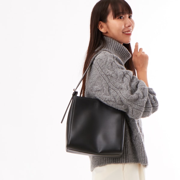 MARGARET HOWELL idea トロージャン ショルダー | マーガレット