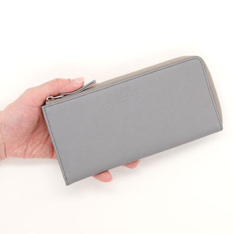 [^:MHLW5ET3]\tgŃ^b`̗ǂU[Ə_炩iCCjÕRpNgȂzV[YBMH炵u₩ȃJ[O|CgłB