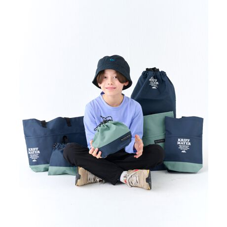 [^:J2436700]sKRIFF MAYER 2025tVuXN[obN6_ZbgvtVVwɎg₷[6_ZbgłBg[gobO1/V[YobO2/ibvTbN1/В2}ȉJłʂĂւAH⋍ڂĂvȝ̗DꂽfނgpĂ肨ȒPINtC[炵ȔzFfUCBjZbNXŎgJ[WJłBg[gobNEA4t@C⋳ȏE}`肨Ȃǂ݂̌镨OKEnJ`Ȃǂ̏O|PbgtEɈ|[vtĂ̂ŊwZɂĂȂV[YobNE傫JďoX[YE26cm̑傫߃TCY̏㗚[\EO|PbgtibvTbNEwZɂƂɈȂ|[vtȆTCYВijE}`tłٓۂTCYВicjERbv⎕uVȂǏ̎[ɕ֗ȃTCY------------------------------------------@\FPA@F􂢉\------------------------------------------KRIFF MAYER(NtC[){̎RC[W`FƁAVvŗVѐSfUCŁA^ꂵɂϋv̂鍂iȕAYEfB[XELbYAɃhbOEFA܂ŕLWJBƑ݂Ȃ̖ɉƊy͂܂B