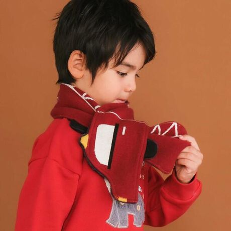 [^ԁF1814-78076]-25AW-~̂łyĂAj̎qɂ҂̃jbg}t[BfUCJ[ƂɈقȂ郂`[t|CgBǂ~Ȃ2FWJłBbhFnVS|CgIJbR^ԂȏhԃO[FՂ܂邢肪JCCA񂩂gTJ̋ɊȂ悤ȗVѐŜfUCŒj̎qNNACeɎdグ܂B}t[̒[ɂʂɔΑނŁAȒPɒEł̂|CgBʉEʊwȂǂ̃fC[g͂Ao̖̎hACeƂĂԈႢȂIh΍͂A~̃R[fBl[gyʂĂ邨߃ACełBf/@\\n͂炩ȃjbgfށAnɂ͂ӂƂ{A̗pA񌳂₳ݍނdlB₳AԂ̒płKłB25H~ACey2025N10̃e[} / Wonder & GracezDS̋PɗDȂƂ߂𖈓NNłς̎qǂ́A̍DSȒTҁBȗVѐSɁA҂lۂ߂vXāAyAʂȃLL̓AׂĂݍނ悤ȃX^CĂ܂By2025 AUTUMN / WINTER Plaid&Play-HF`FbNƗV-z`Iȃ`FbNɃrrbgȃJ[qǂ炵`[t~bNXB₷Sn̂fނƃVGbgŏH̗t̒HłvVŖ`悤BySLAP SLIP(Xbv@Xbv)z`qǂ̗~J^`Ɂ`[bp̂ǂ̂悤Ɏqǂ炵Ȃi`Ȃ킢ĂǂiŐ^Yt`JWA͂̃R[fBl[g肰Ȃiグ