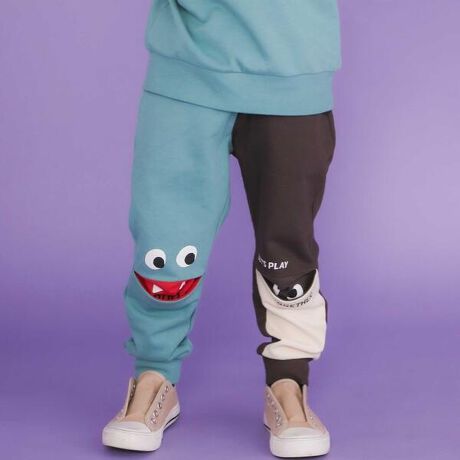 [^ԁF1809-78205]-25AW-[AӂfUC͂̒j̎qp{gBfUC؂ւȃANZgɂȂAЂɃX^[_ɂAVѐS_̈ꖇłBEЂɂ̓MUMŨLoő傫ȂJX^[BЂɂ̓XbgЂ̂Aڒ̃X^[fUC܂B肵Ⴊ񂾂肷邽тɕ\LɌāAqǂ炵yo܂BƂVGbgȂCς̂ŁAʉEʊwOVт܂ŕL􂵂܂BfC[Ɏg₷KȂ͂SnŁAɎ肽Ȃ{łBVvȃgbvXƍ킹Ă݊ôŁAR[fBl[g̕ƍL܂ByĂAX^[D̒j̎qɂ҂̂߃ACełBJ[͗͋C̃O[lCr[ƁACpNgQ̃O[2FWJłBf/@\̓udlœ₷QBIXXR[f1807-78371FX^[gbvX25H~ACey2025N10̃e[} / Wonder & GracezDS̋PɗDȂƂ߂𖈓NNłς̎qǂ́A̍DSȒTҁBȗVѐSɁA҂lۂ߂vXāAyAʂȃLL̓AׂĂݍނ悤ȃX^CĂ܂By2025 AUTUMN / WINTER Plaid&Play-HF`FbNƗV-z`Iȃ`FbNɃrrbgȃJ[qǂ炵`[t~bNXB₷Sn̂fނƃVGbgŏH̗t̒HłvVŖ`悤BySLAP SLIP(Xbv@Xbv)z`qǂ̗~J^`Ɂ`[bp̂ǂ̂悤Ɏqǂ炵Ȃi`Ȃ킢ĂǂiŐ^Yt`JWA͂̃R[fBl[g肰Ȃiグ