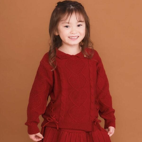 ウォッシャブル加工】編み込みリボンハート柄 襟付きニットトップス(90